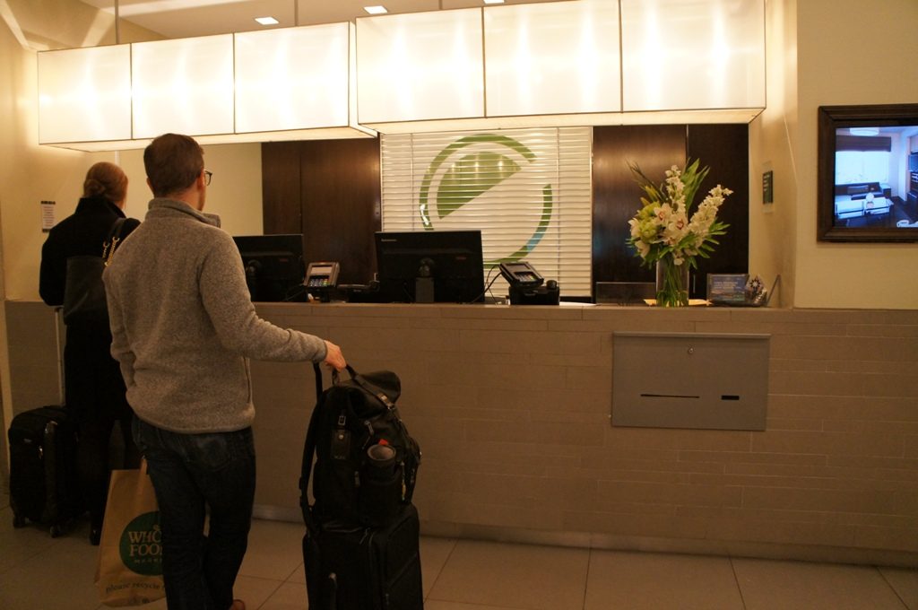 エレメントフロント