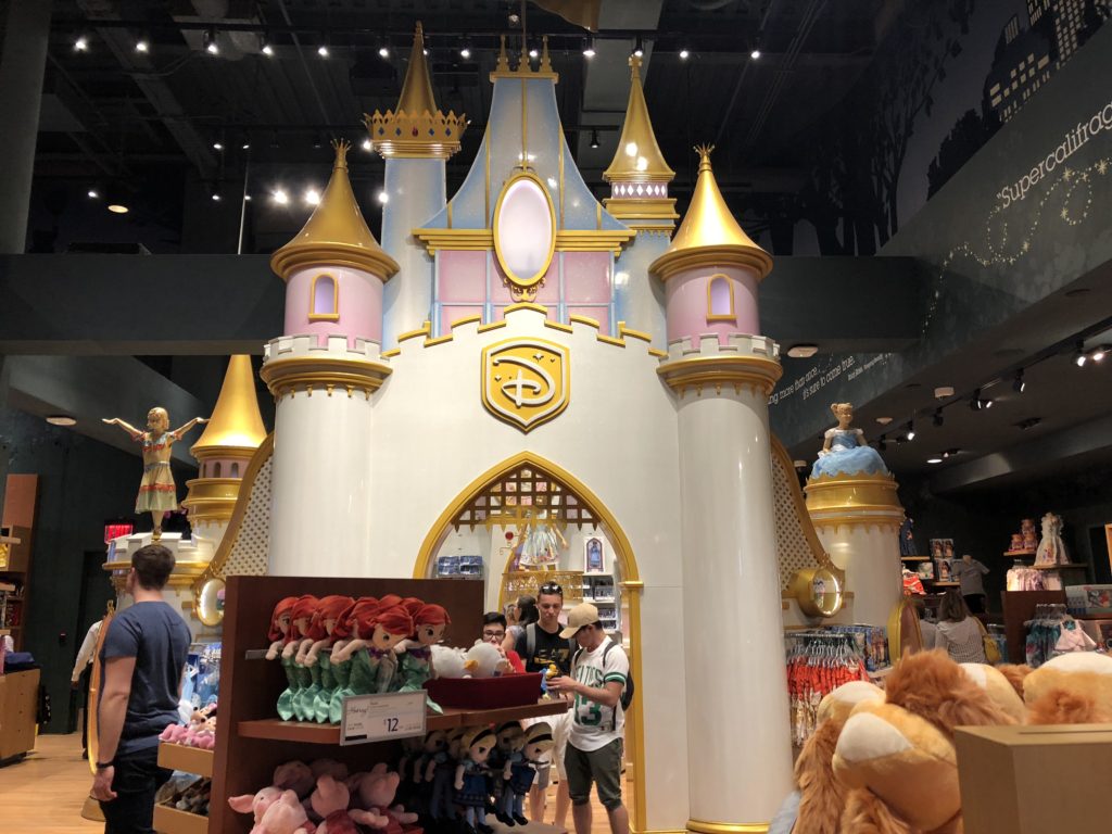 ディズニーストア