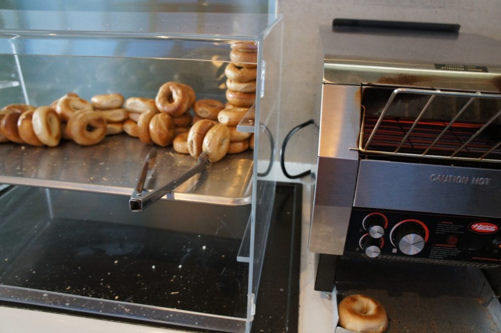 エレメント朝食ベーグル