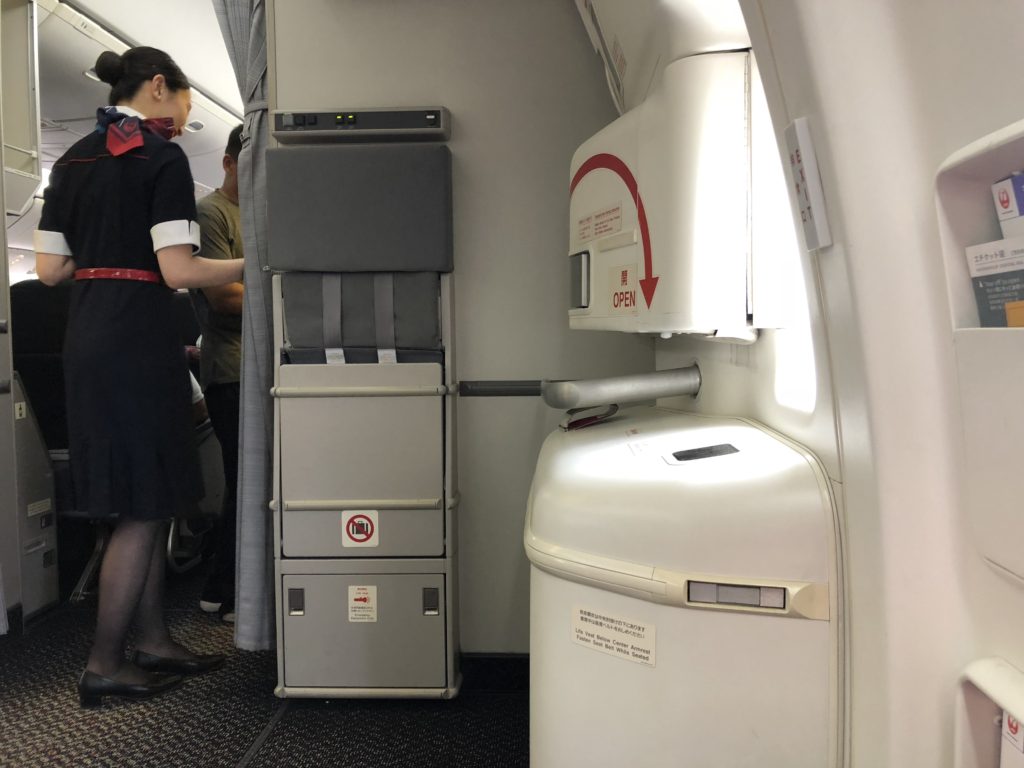 JAL機内