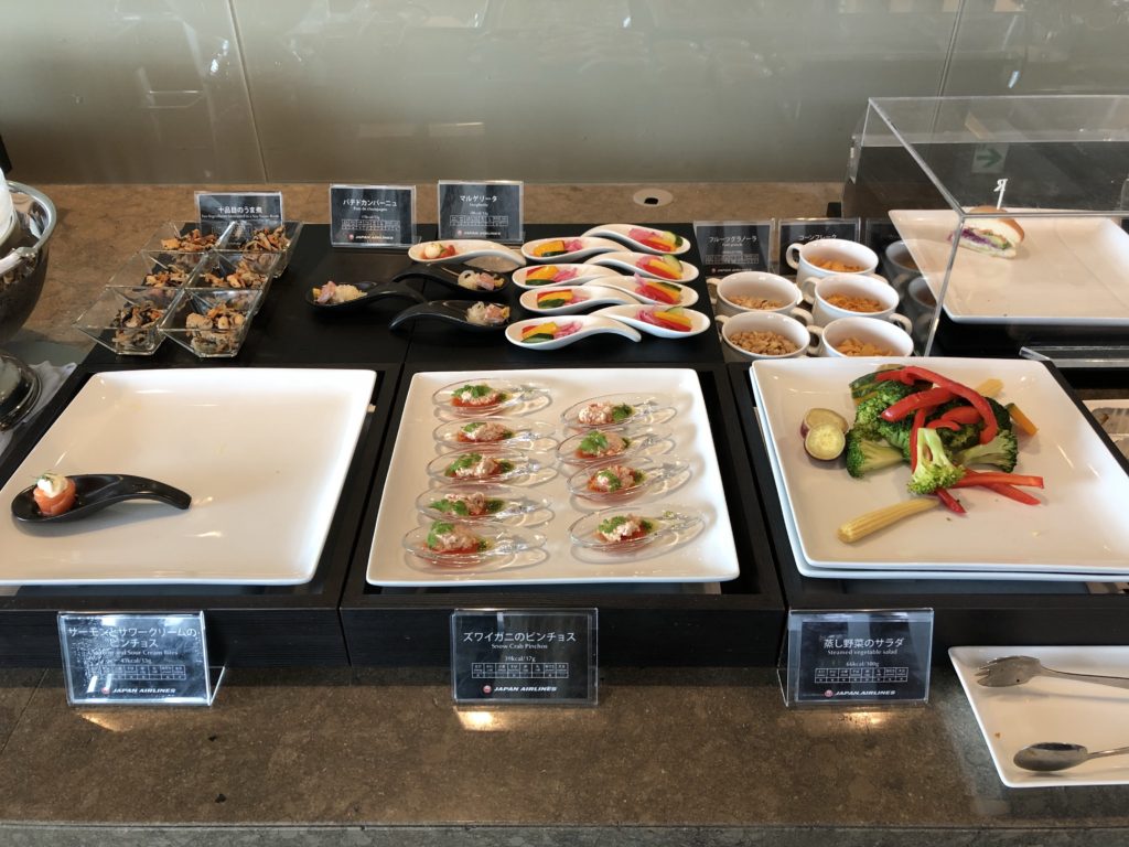 ファーストラウンジフード