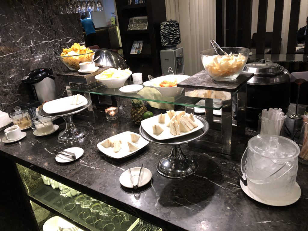 クラブマニラ食べ物