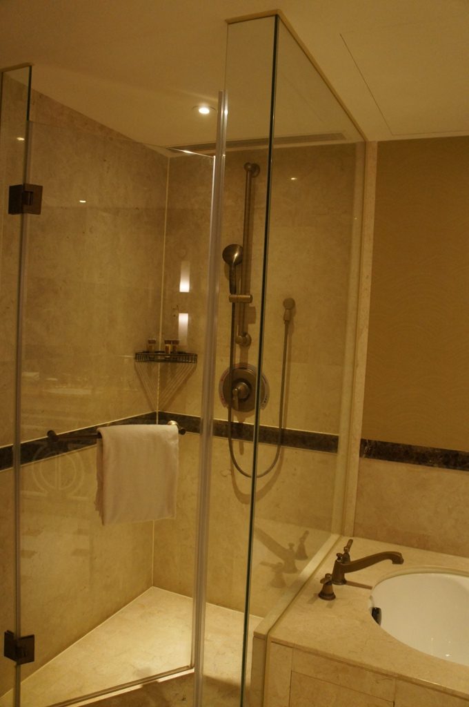 シェラトンシャワールーム