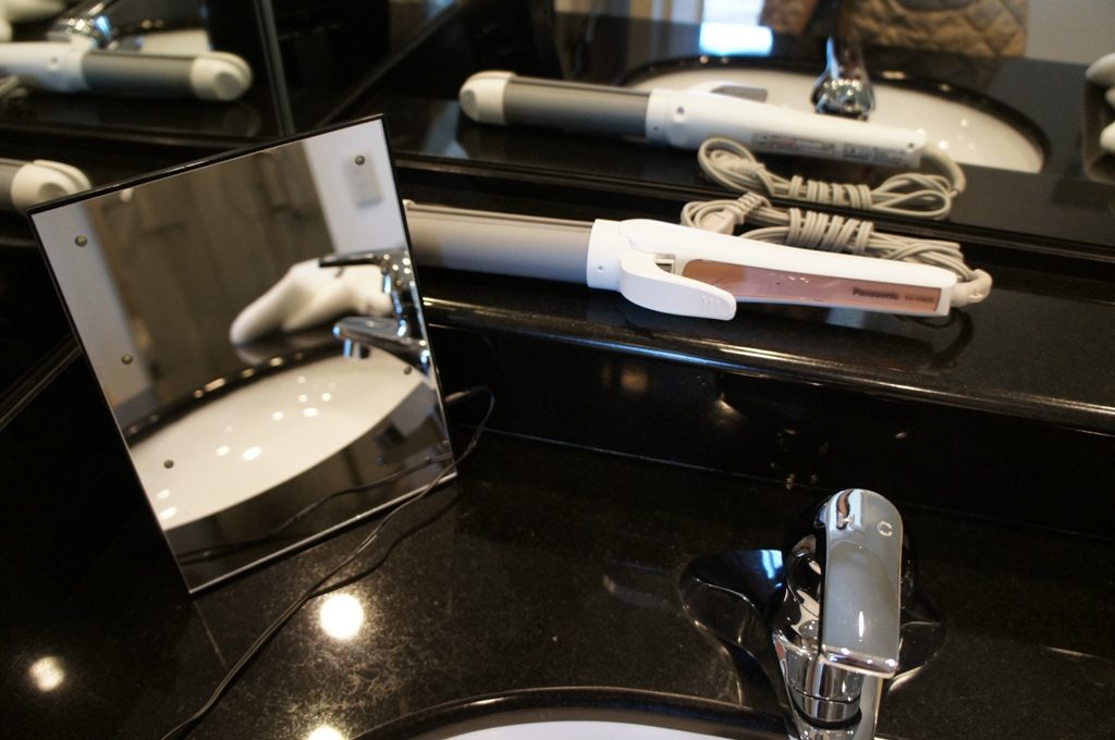 ウェスティンホテル大阪コテと女優ミラー