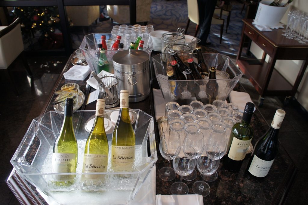 クラブラウンジのワイン