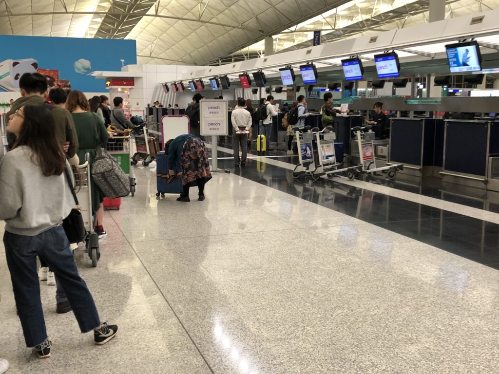 香港国際空港ピーチカウンター