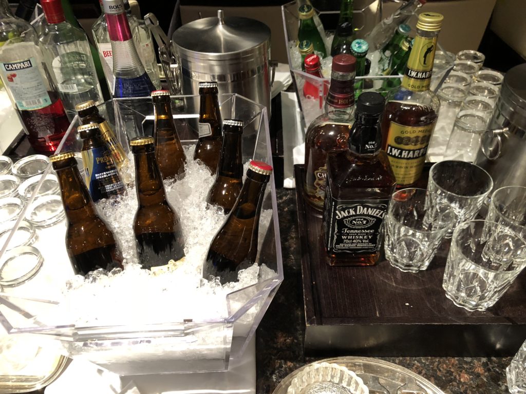 クラブラウンジのビール