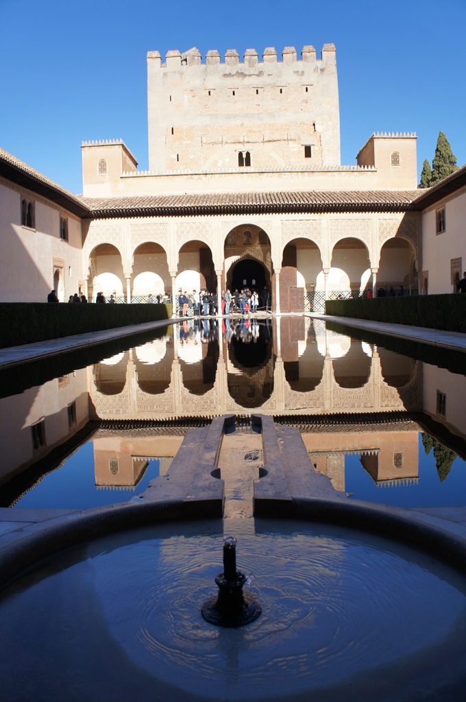 アラヤネスの中庭