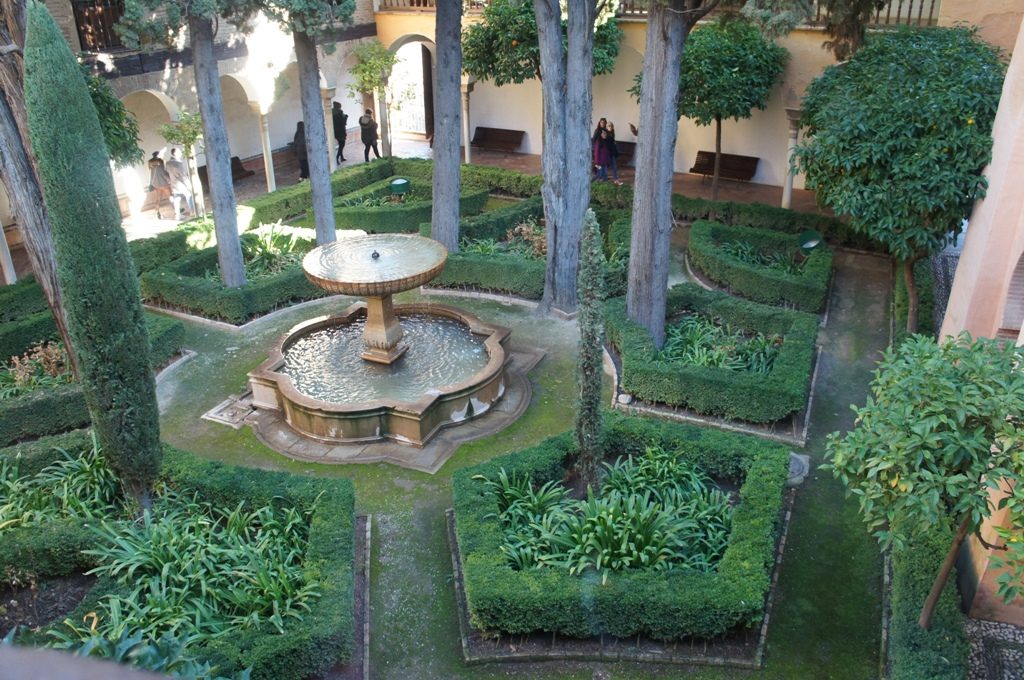 リンダラハの中庭