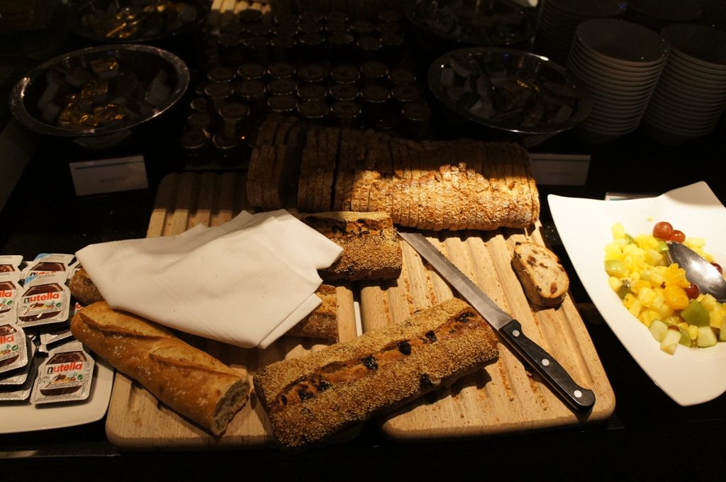 クラブラウンジの朝食