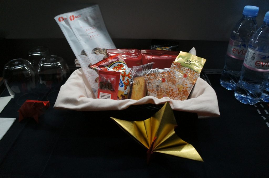 ギャレーのお菓子