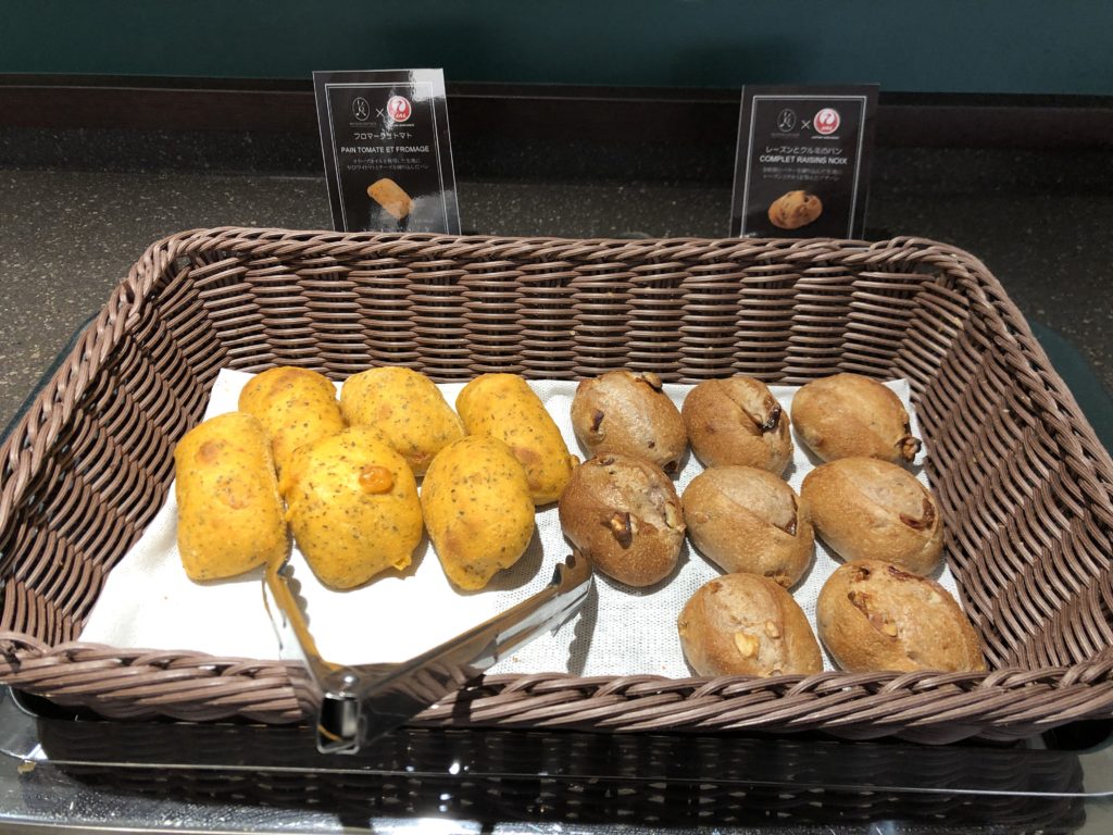 DPラウンジパン