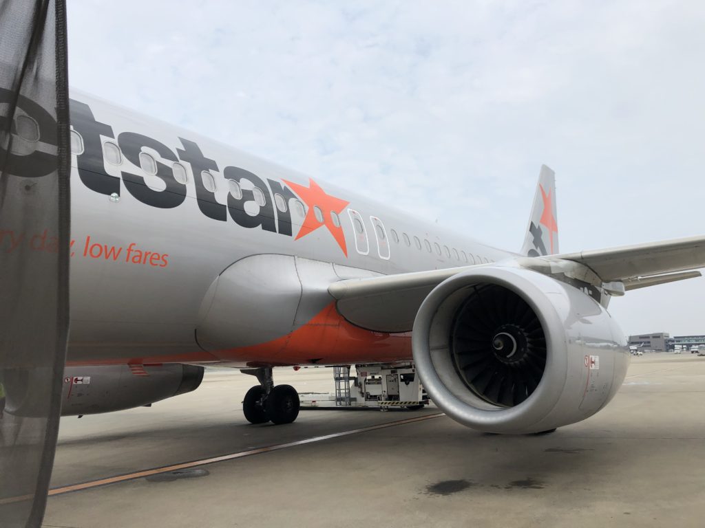 ジェットスター飛行機