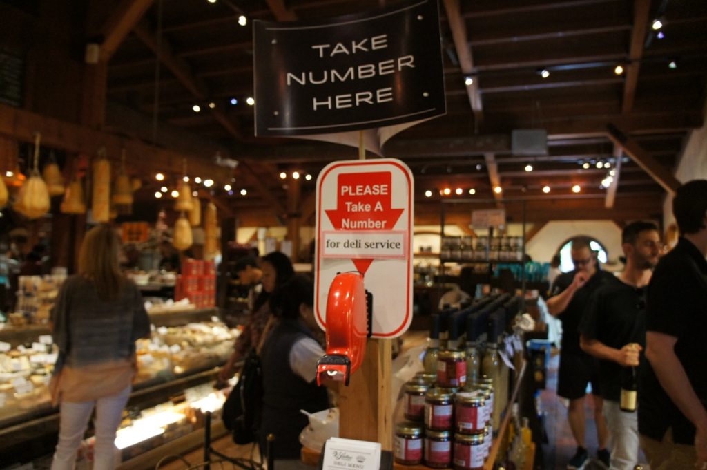 V.Sattui Wineryデリの番号札