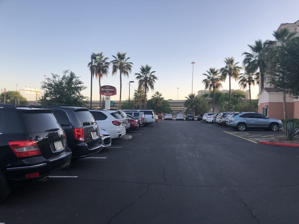 レジデンスイン駐車場