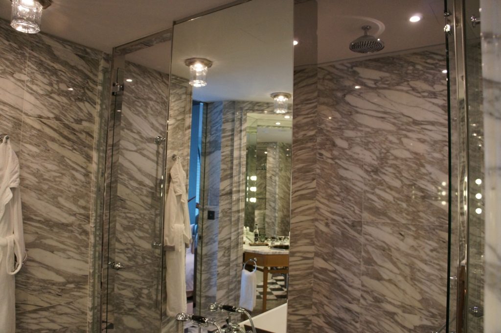 ローズウッド香港バスルーム