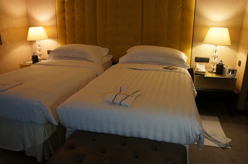 インターコンチネンタル香港ターンダーン後のお部屋