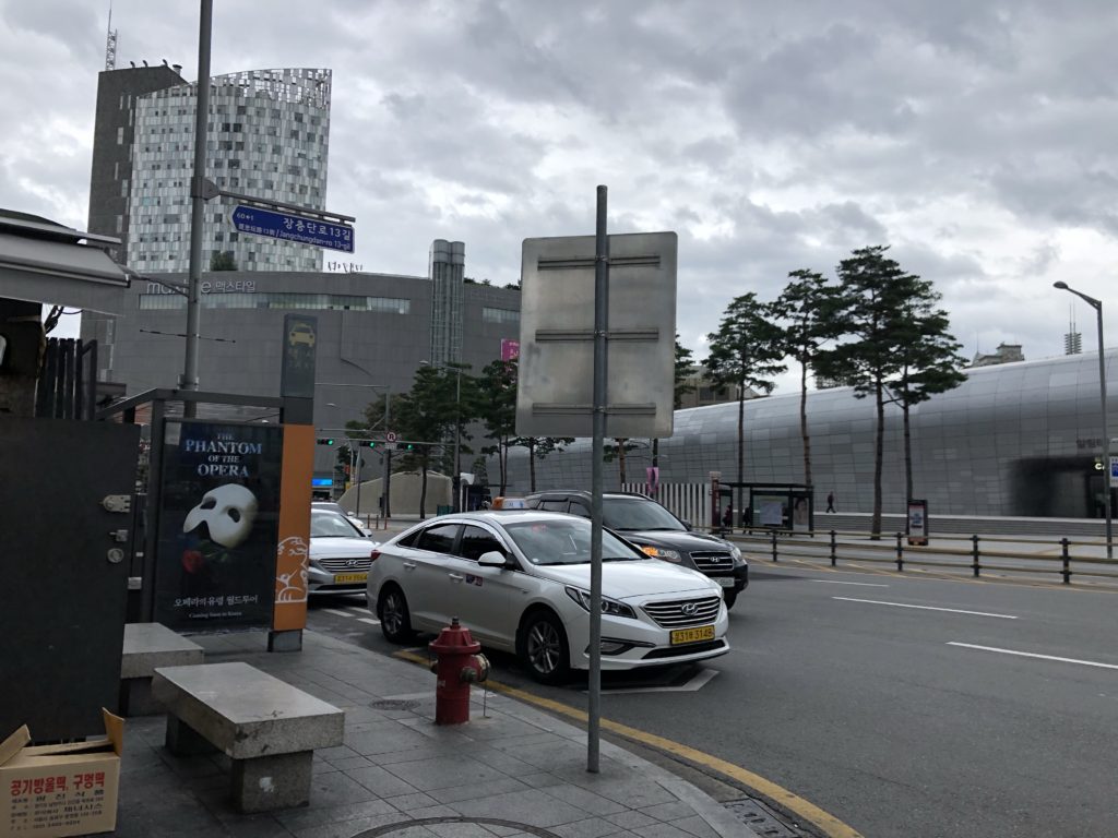 タクシー乗り場