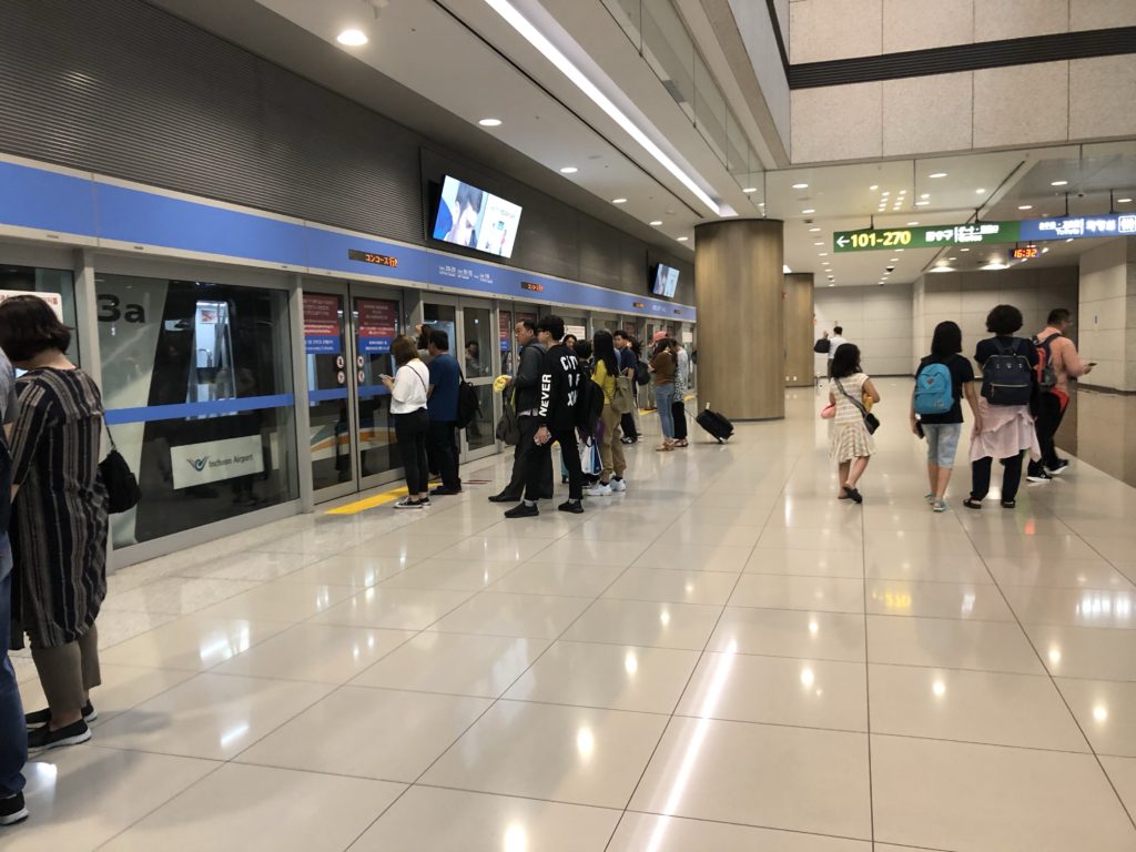 トレイン乗り場