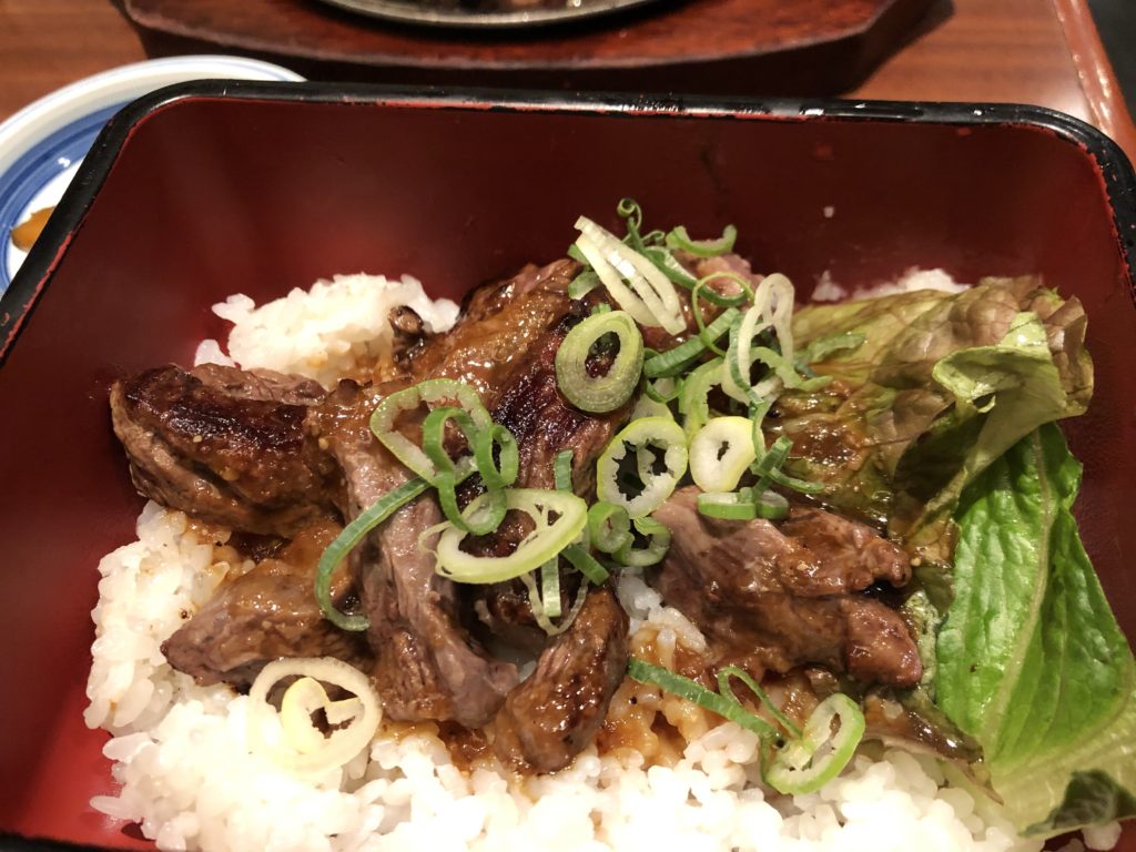 ぼてぢゅうの牛ハラミ重