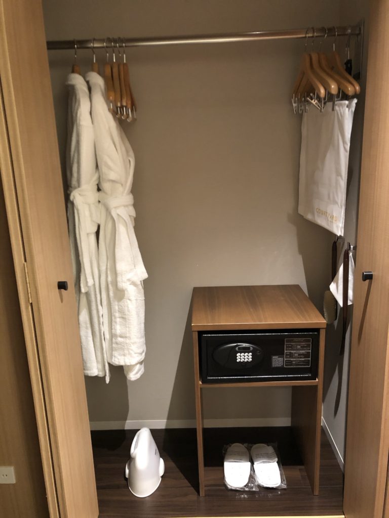 コートヤード新大阪クローゼット