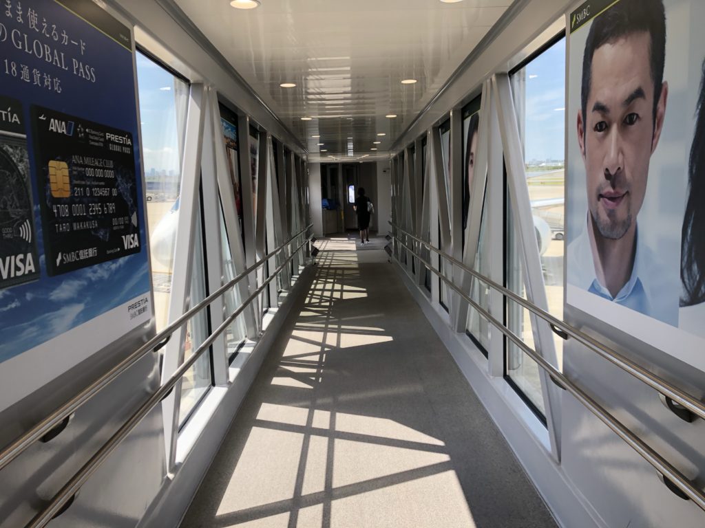 ANAボーディングブリッジ