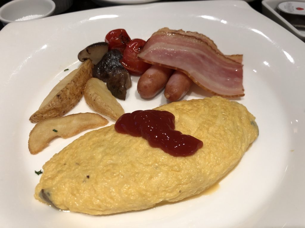横浜ベイシェラトンコンパス朝食オムレツ