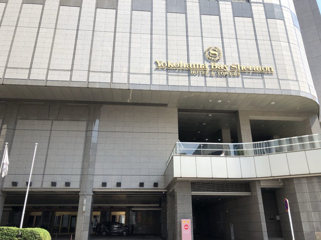 横浜ベイシェラトン裏の入口