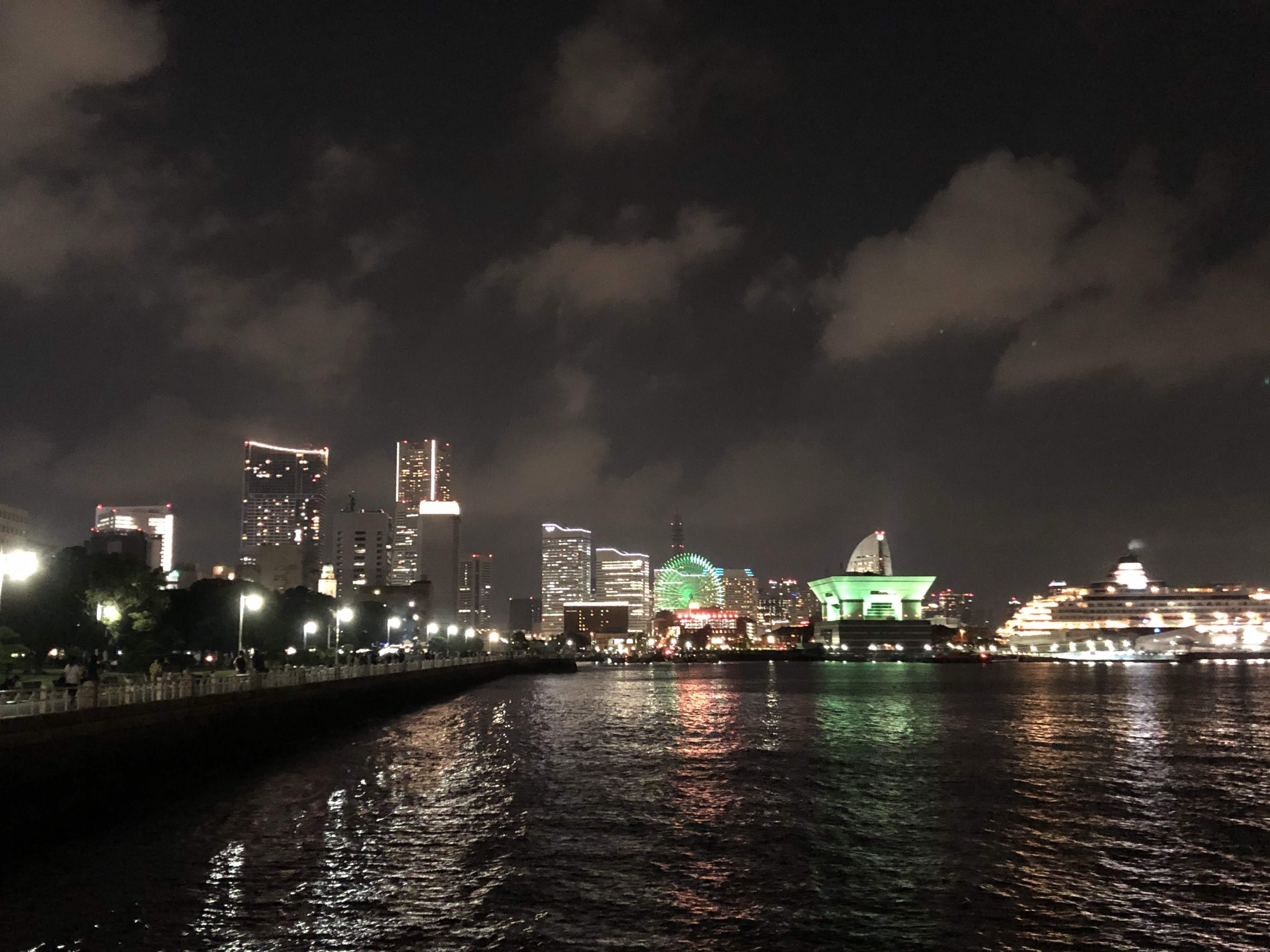横浜の夜景