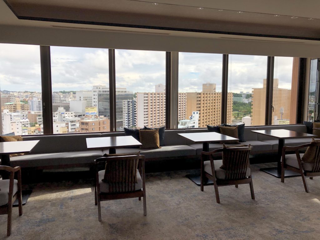 沖縄ハーバービューホテルクラブラウンジ