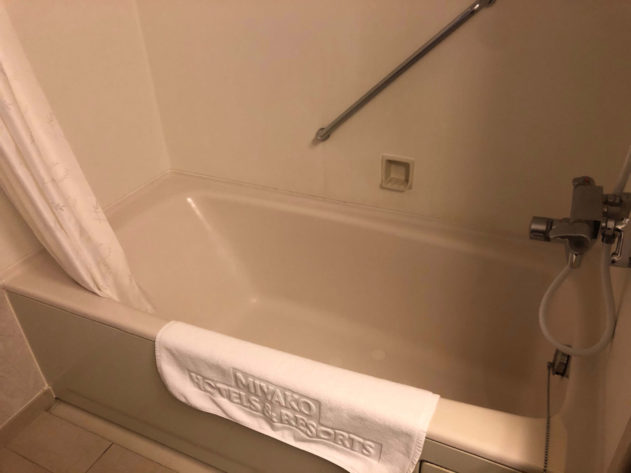 シェラトン都ホテル大阪バスタブ