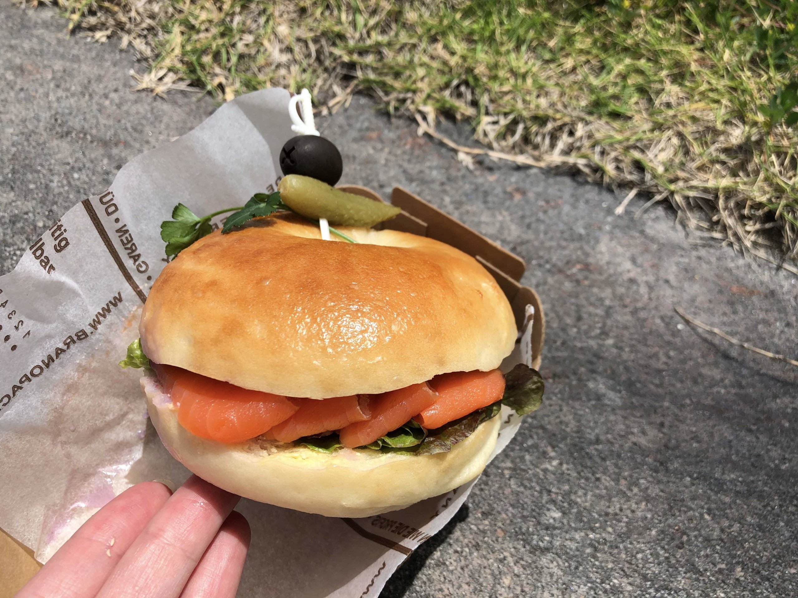 サーモンベーグル