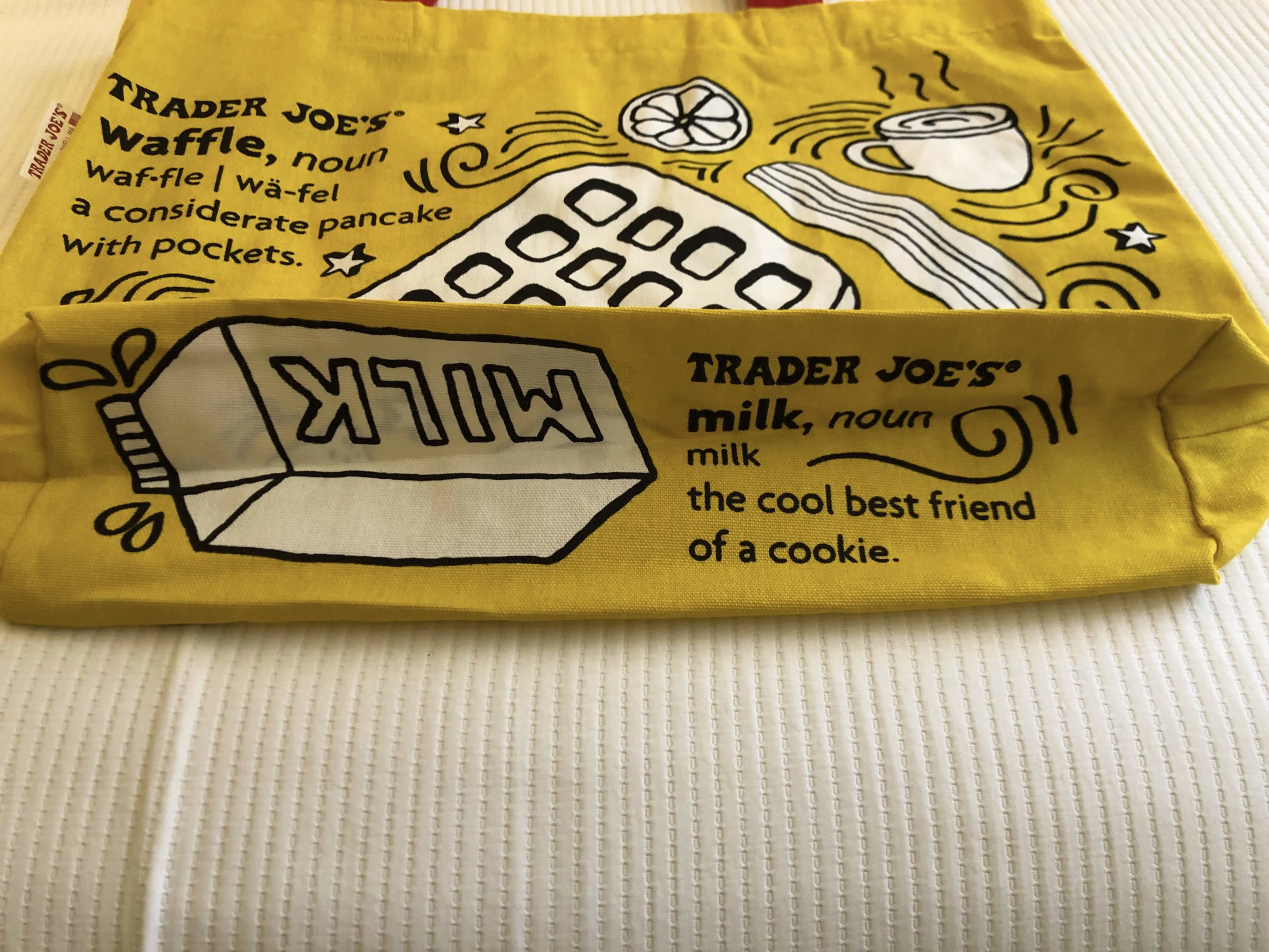 トレーダージョーズのエコバッグ