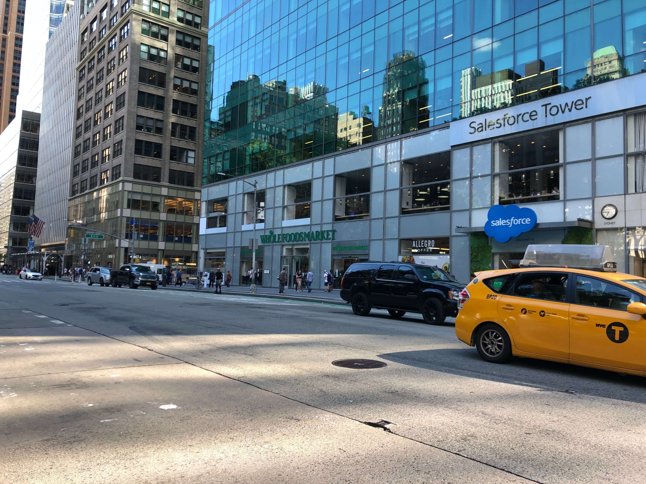 セールスフォースとホールフーズ