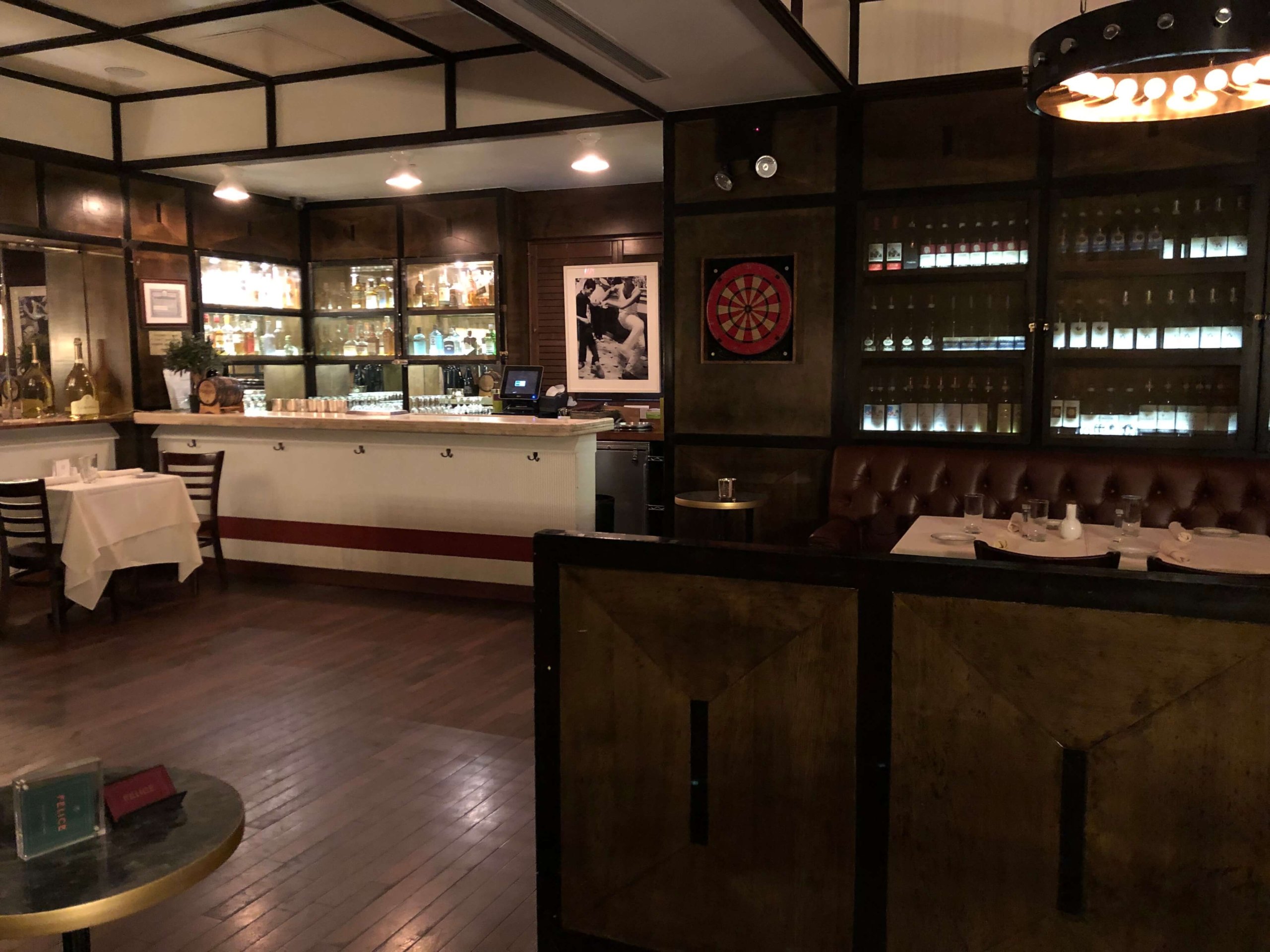 ギルドホール・2階のバー