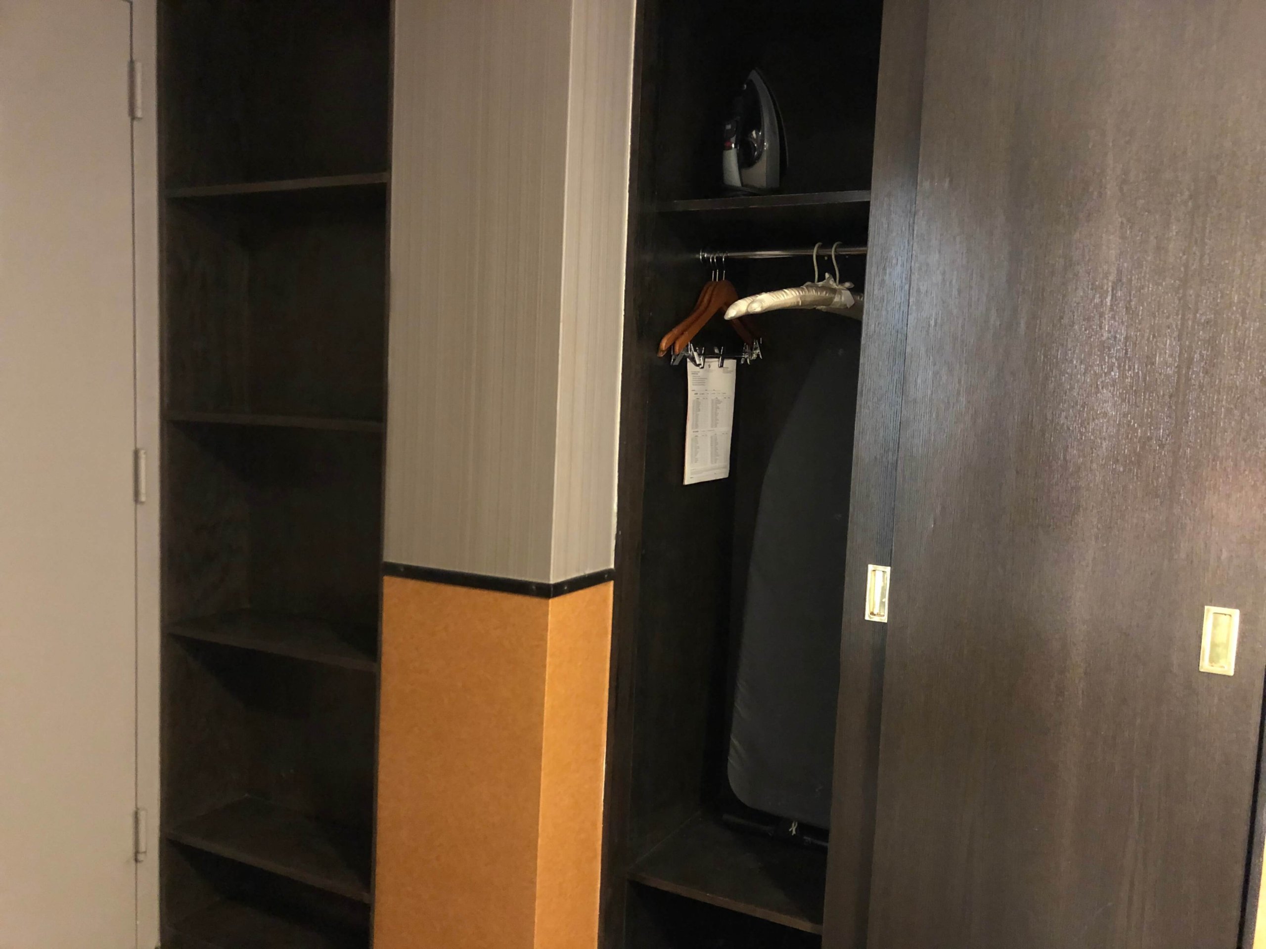 ギルドホールお部屋・クローゼット