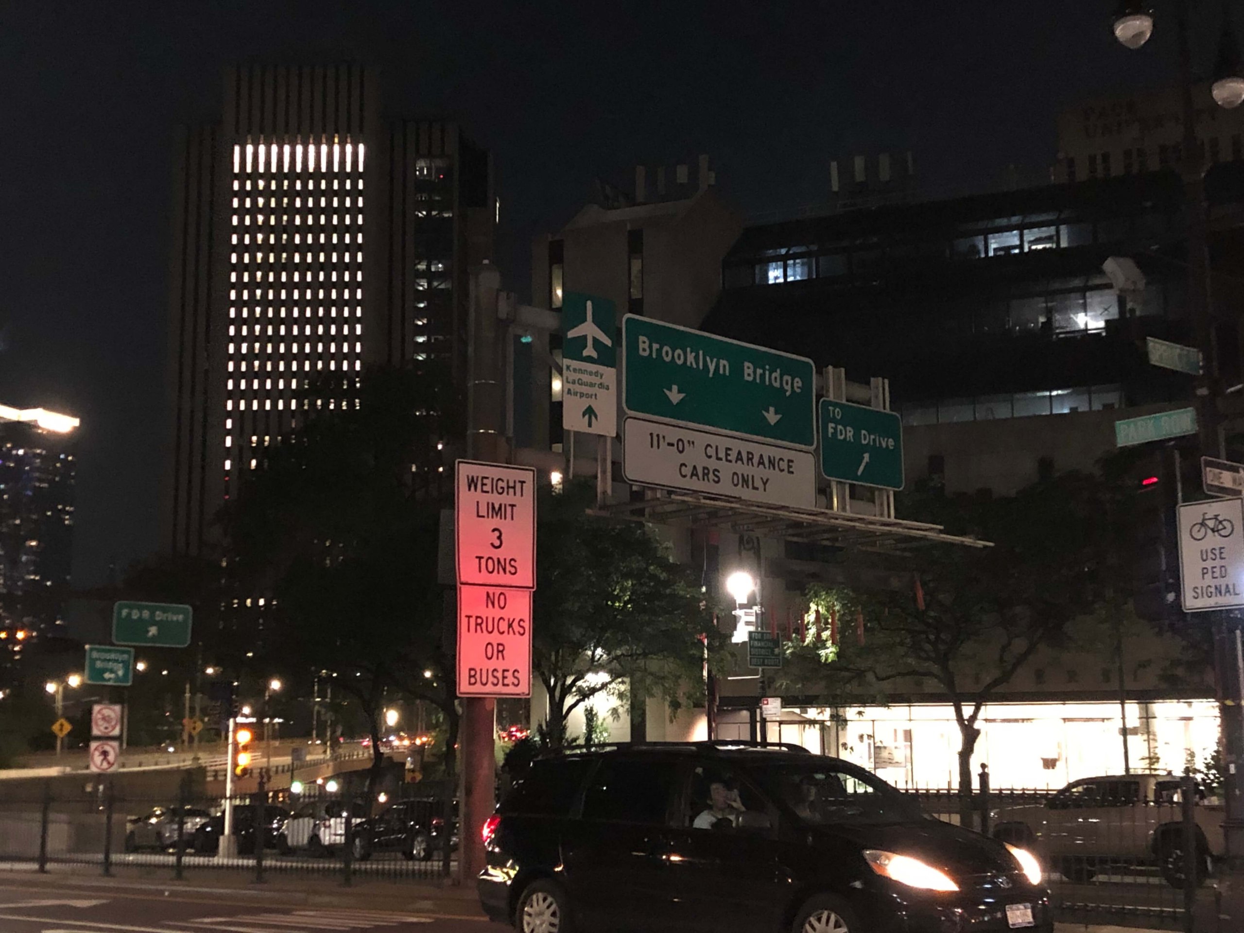 ブルックリンブリッジの入口