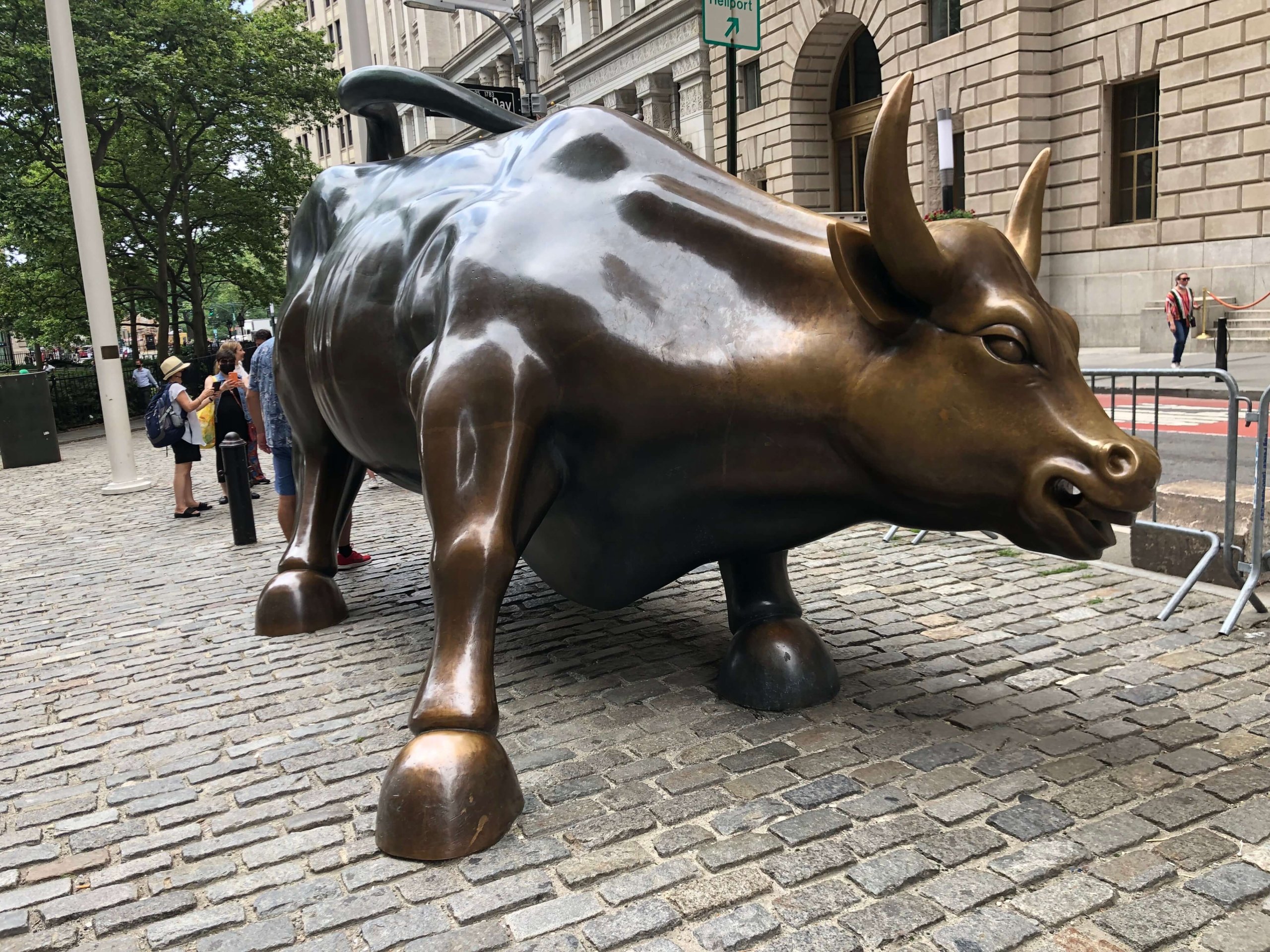 ウォールストリートブル