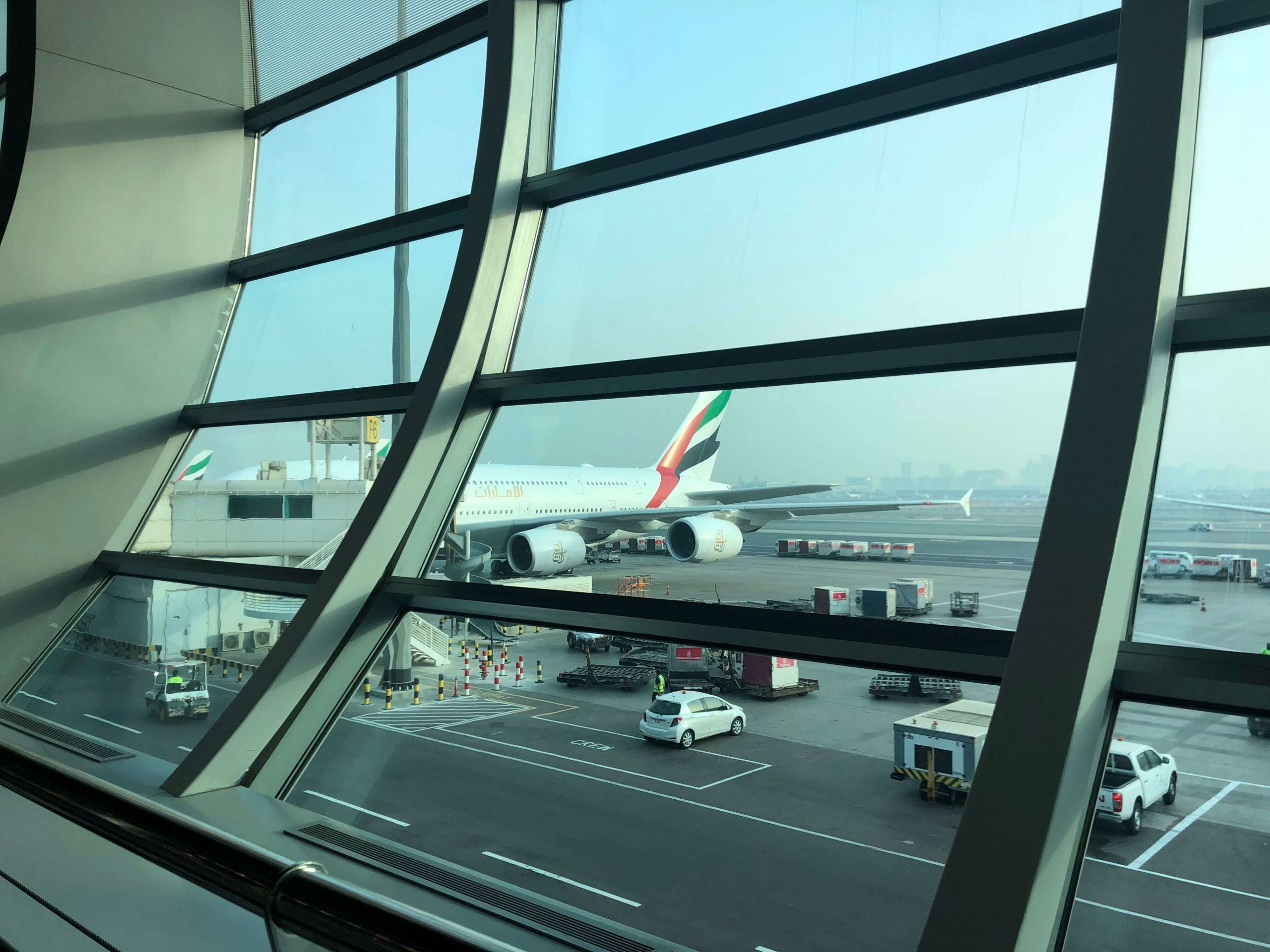 エミレーツ航空飛行機