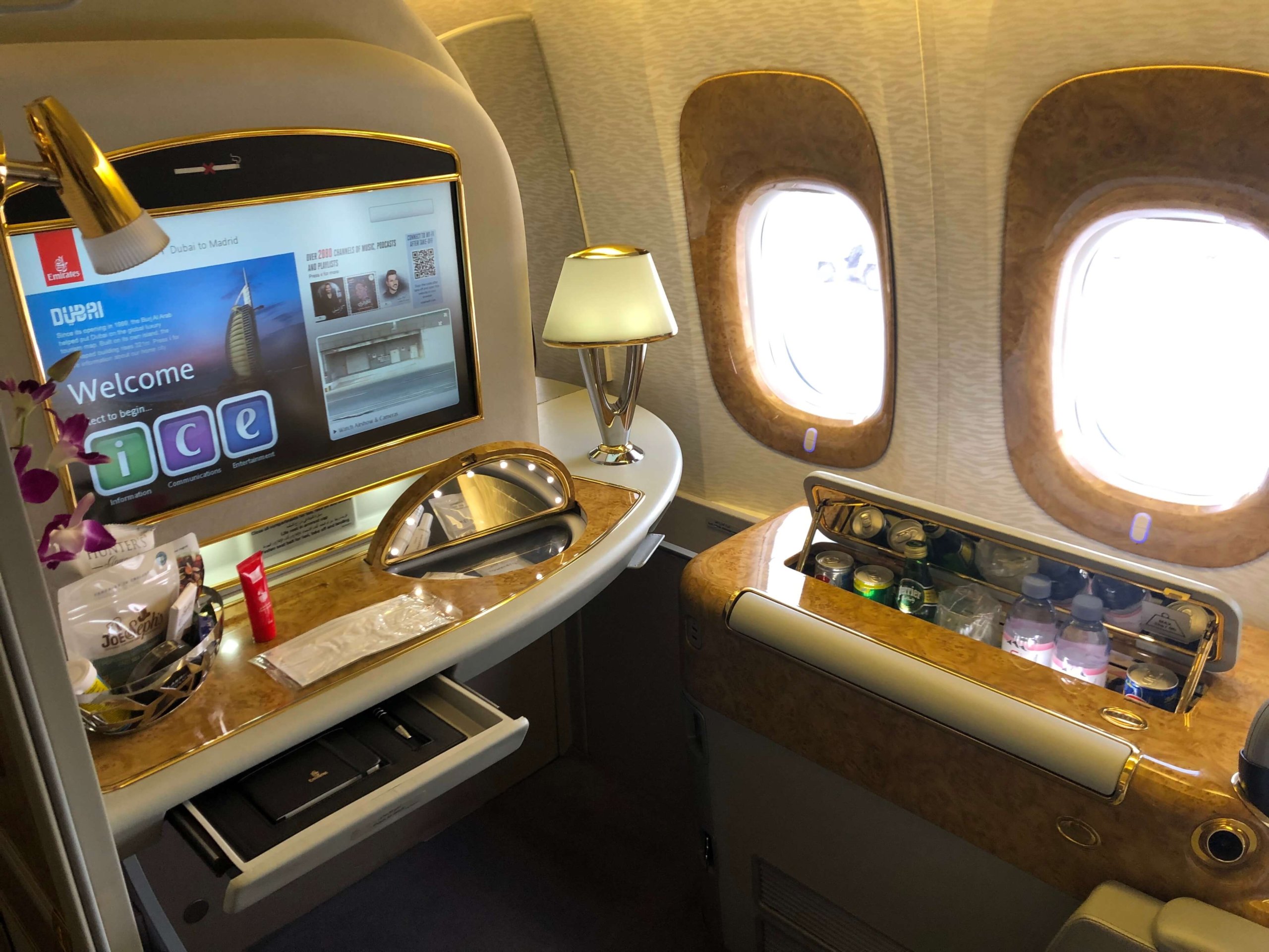 エミレーツ航空・ファーストクラス座席