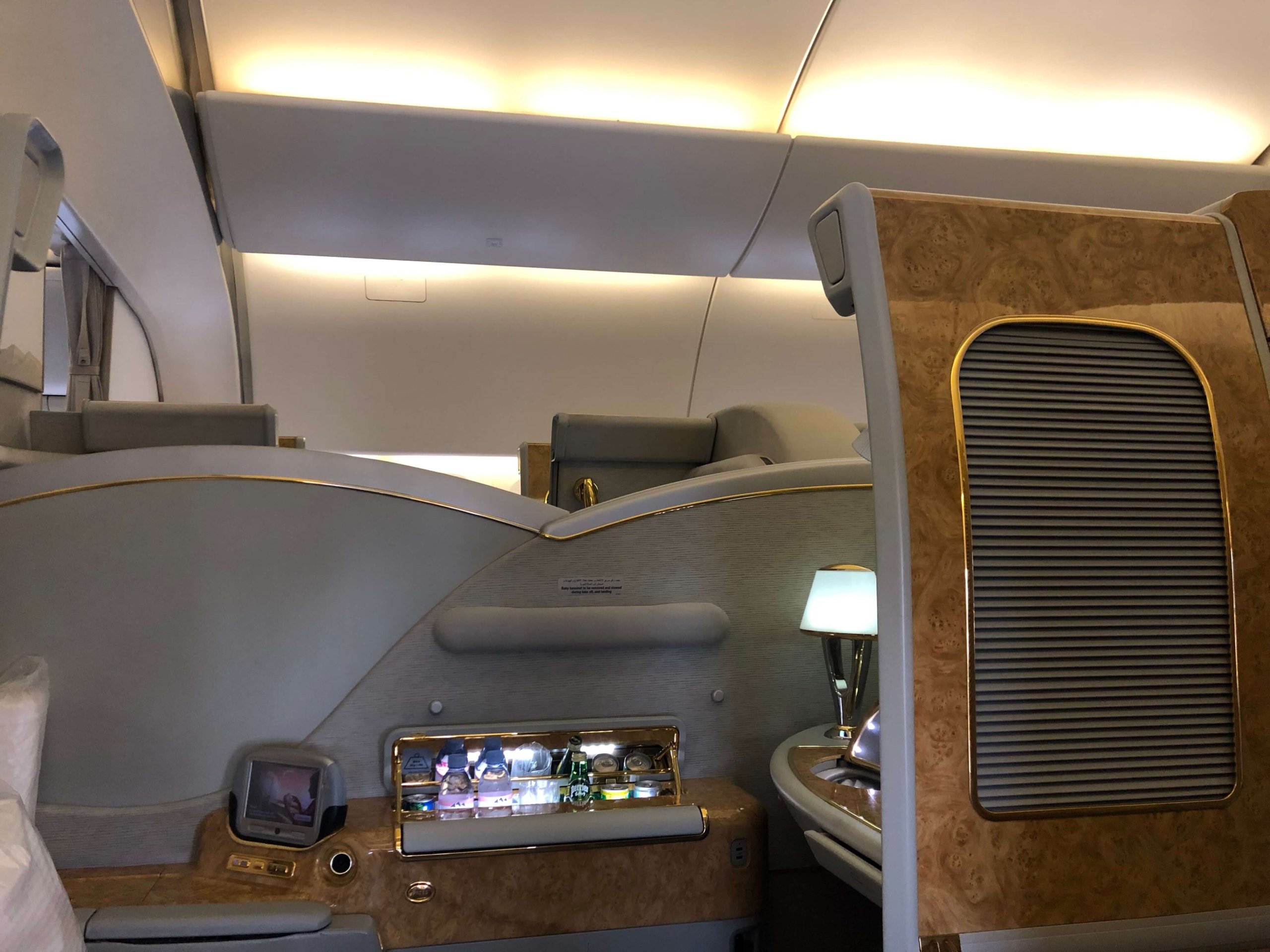 エミレーツ航空・ファーストクラス座席