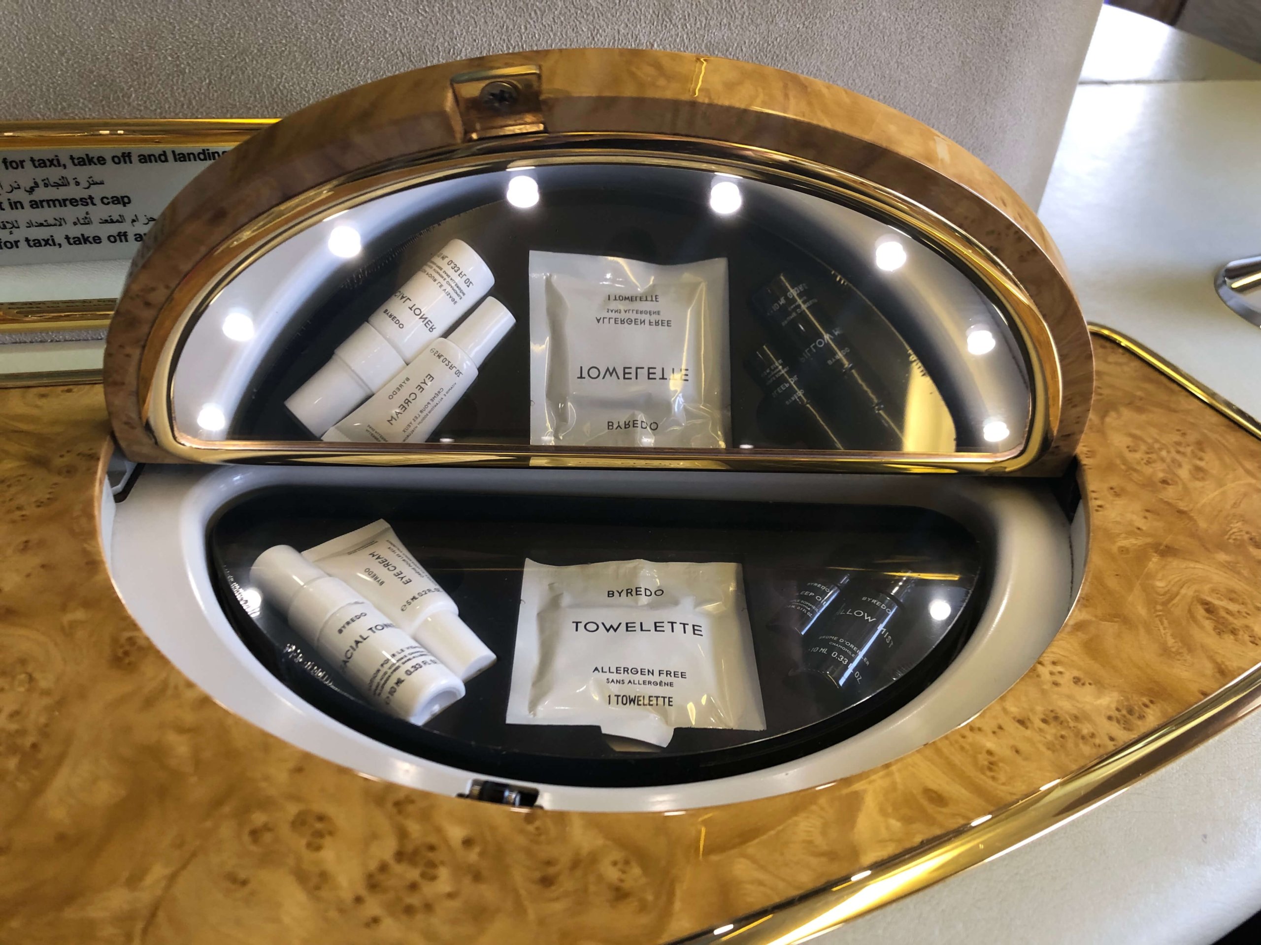 エミレーツ航空・機内アメニティ