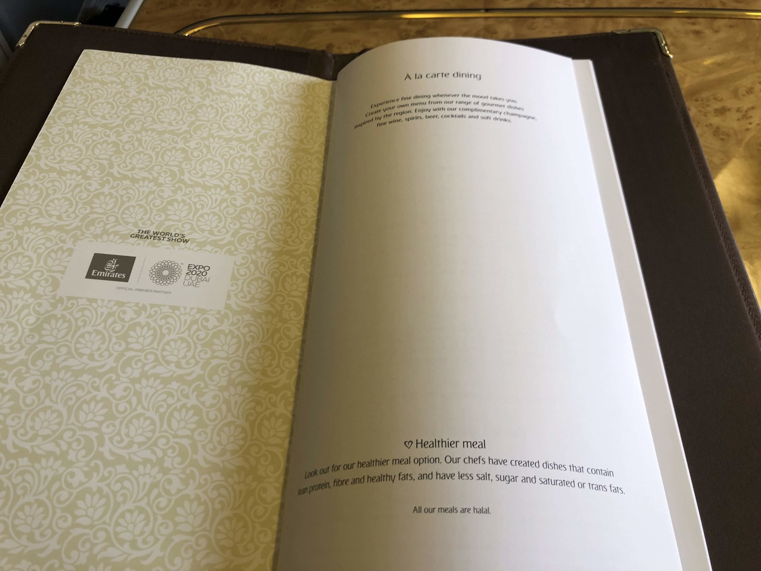 エミレーツ航空・ファーストクラスメニュー