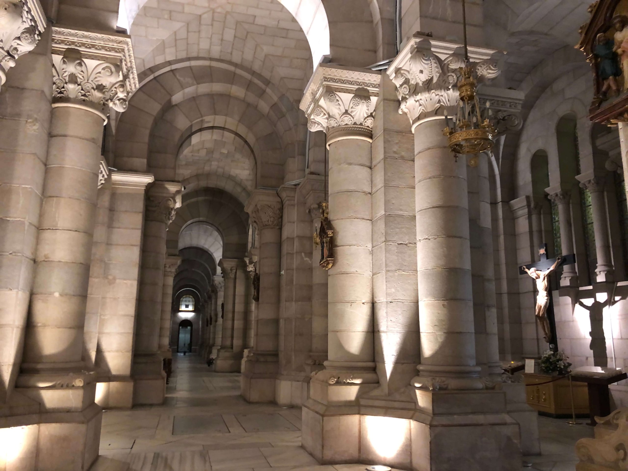 アルムデナ大聖堂