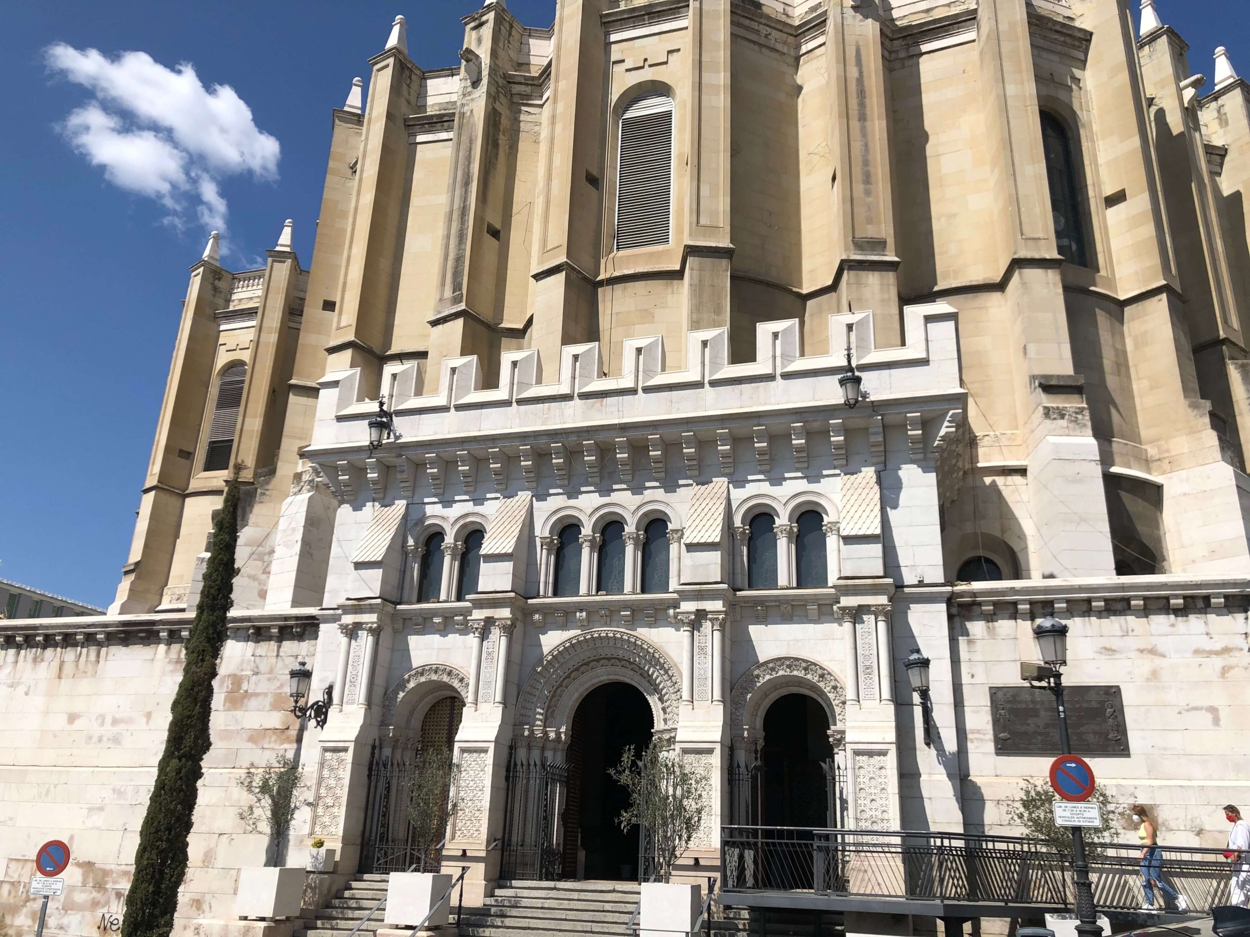 アルムデナ大聖堂