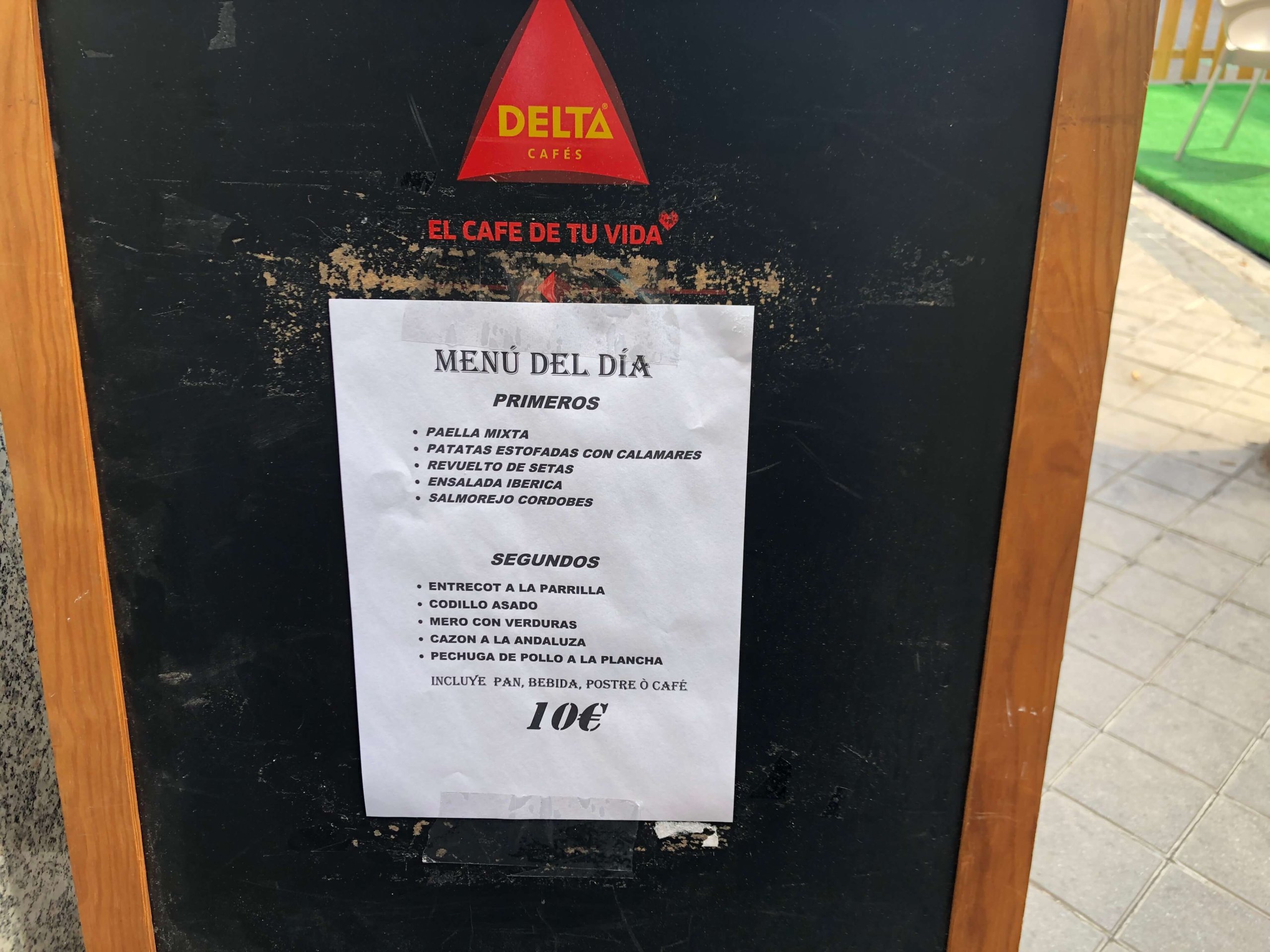 BISTRO BAR RESTAURANTE・メニュー