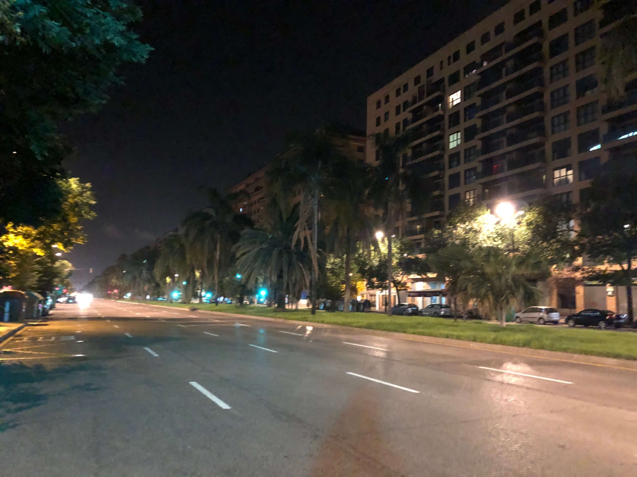 夜中のバレンシア