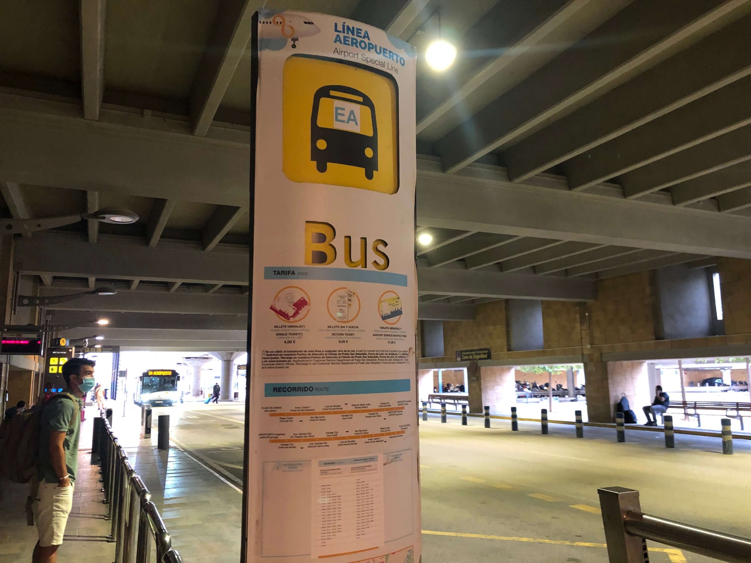 空港バス・バス停