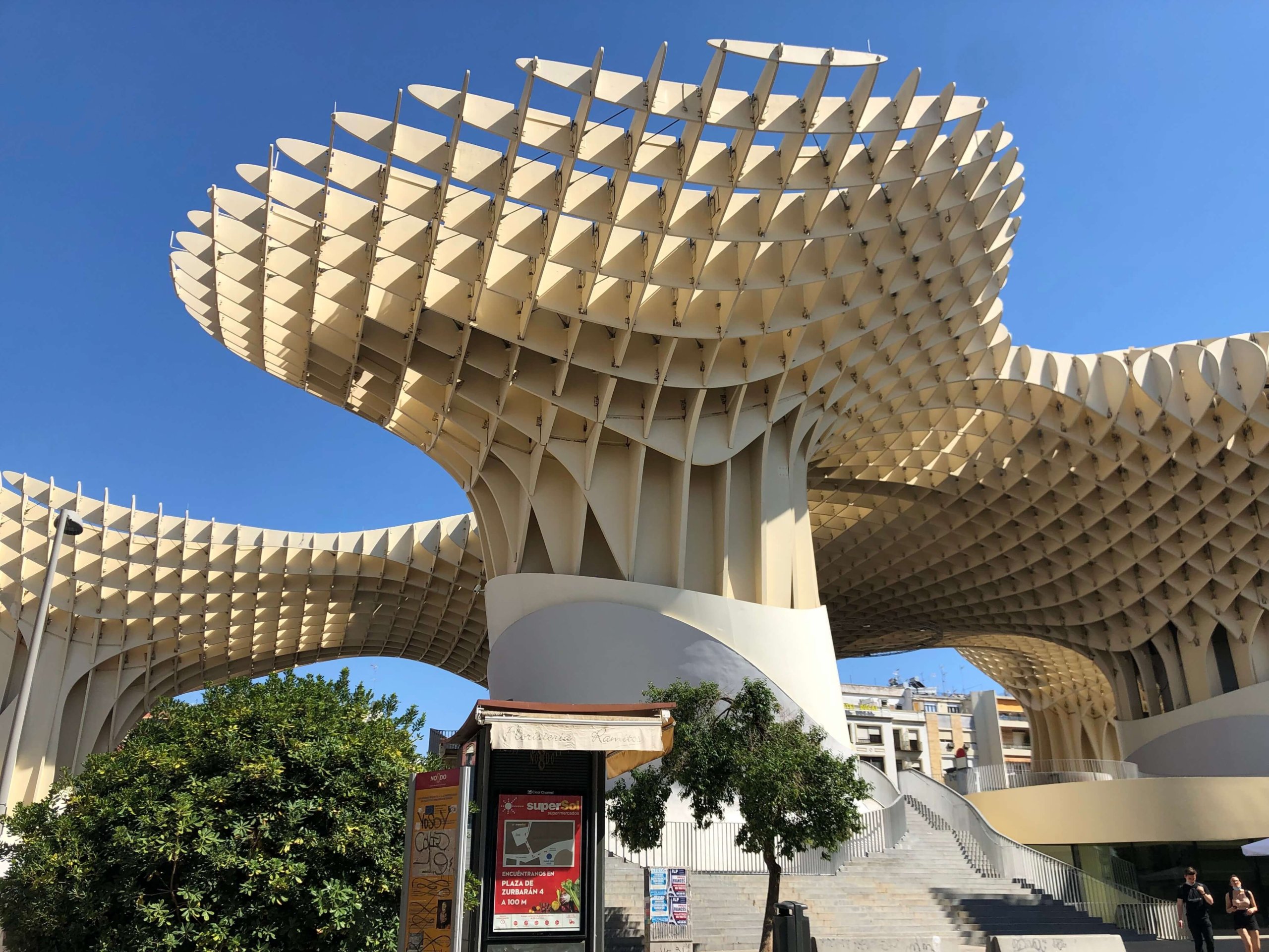 メトロポールパラソル