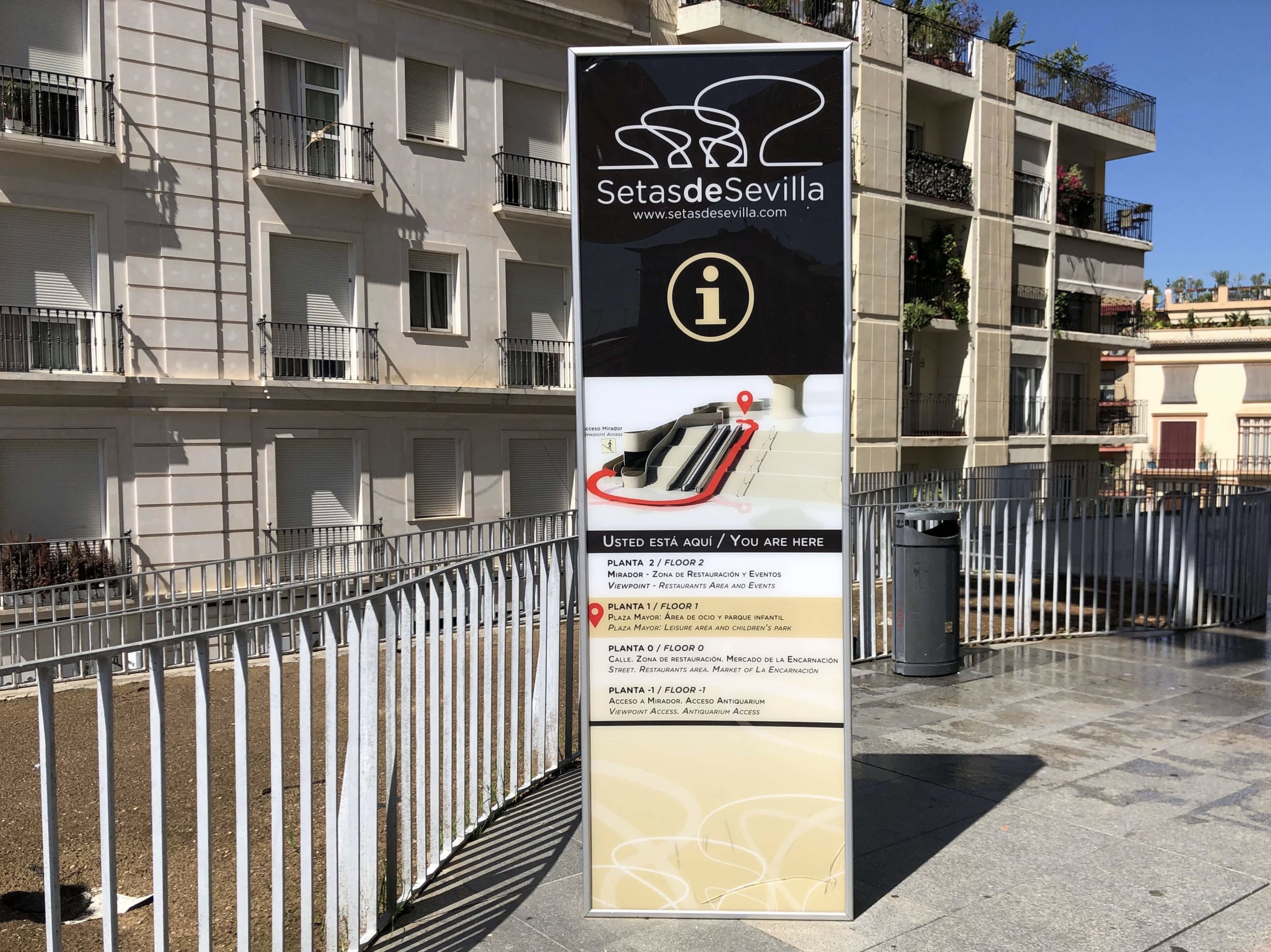 メトロポール・パラソル